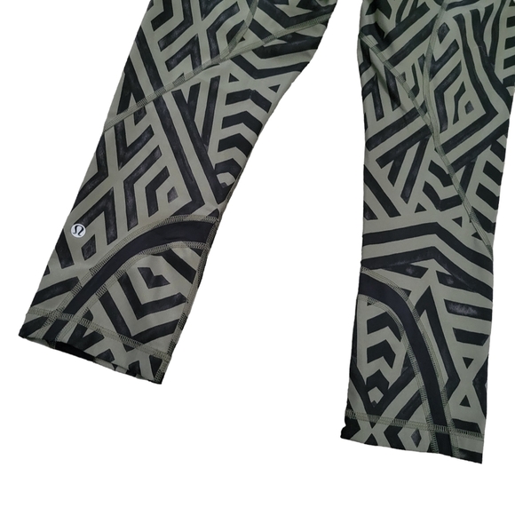 Lululemon Run Inspire Crop Leggings Full-On Luxtreme Chevron Shuffle Fatigue - Picture 5 of 7